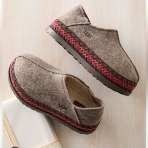UGG Refelt Tasman Slippers in Brown and Red